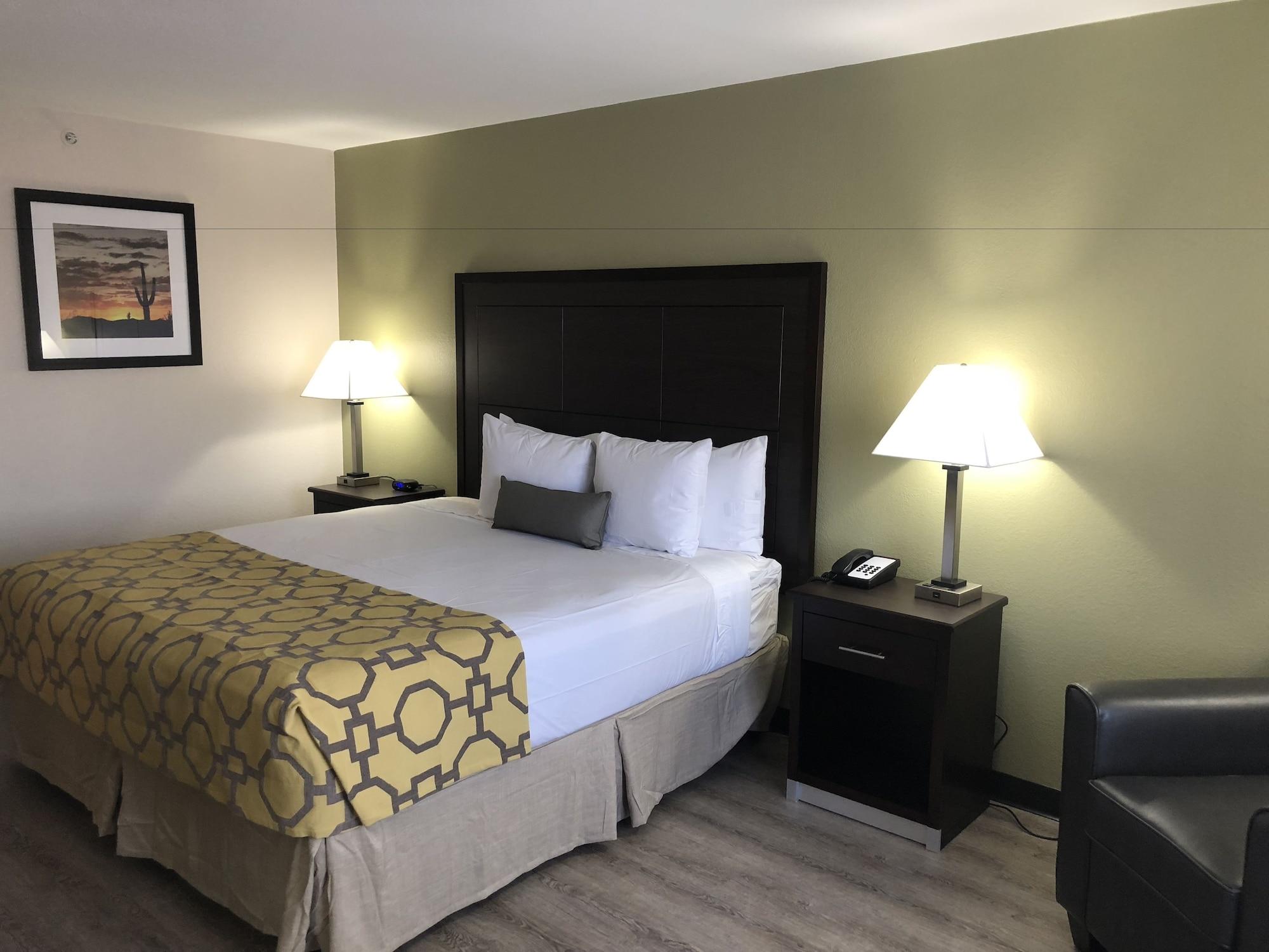 Baymont By Wyndham Phoenix I-10 Near 51St Ave Екстер'єр фото