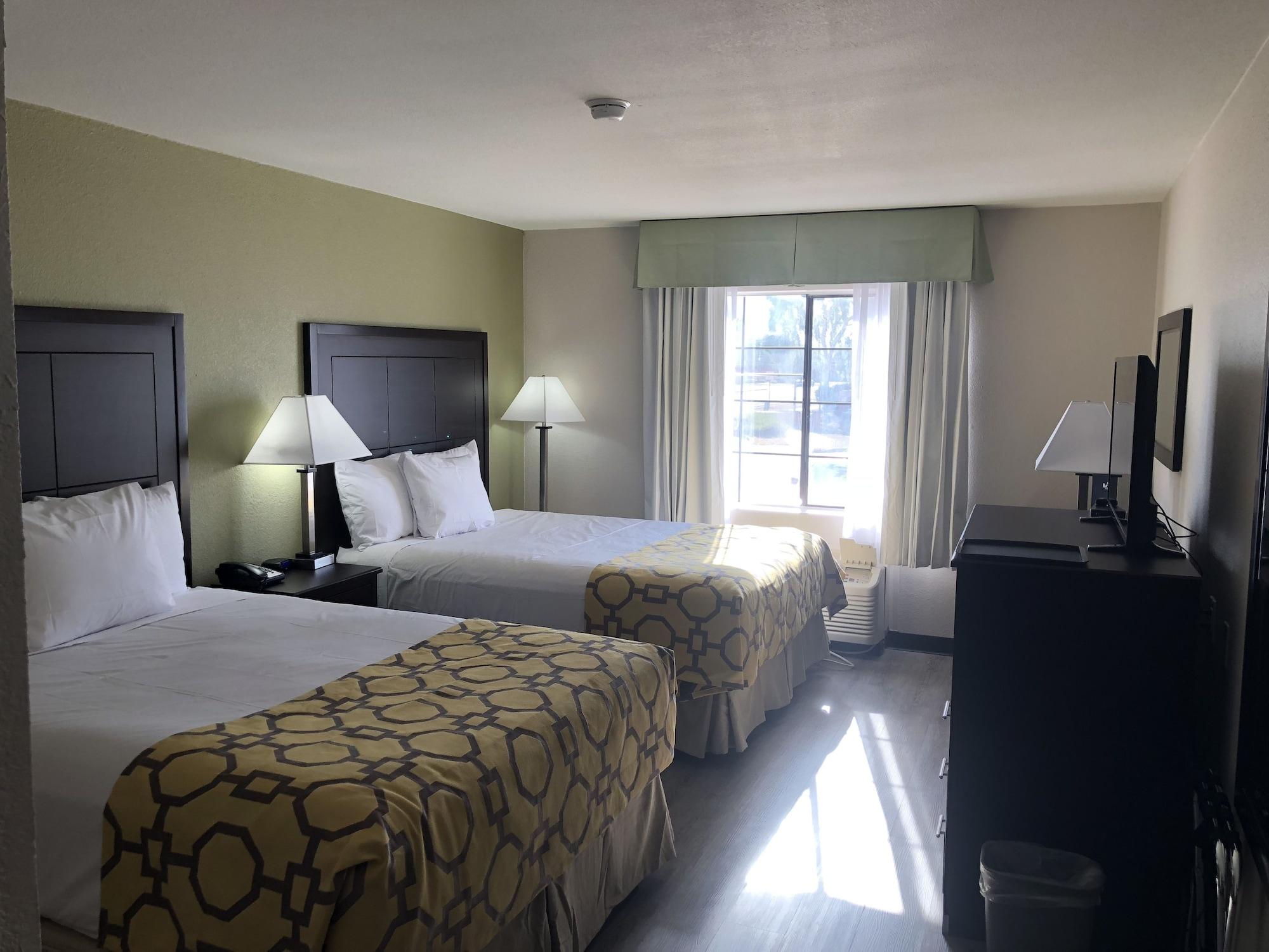 Baymont By Wyndham Phoenix I-10 Near 51St Ave Екстер'єр фото