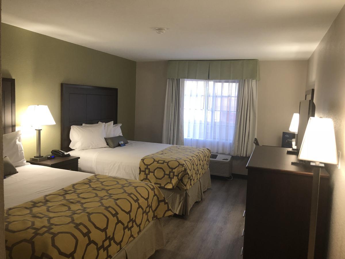 Baymont By Wyndham Phoenix I-10 Near 51St Ave Екстер'єр фото